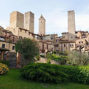 Chiti Melania San Gimignano